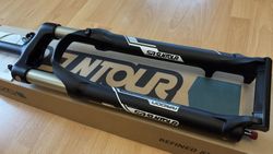 Suntour Raidon XC RLR - NOVÝ