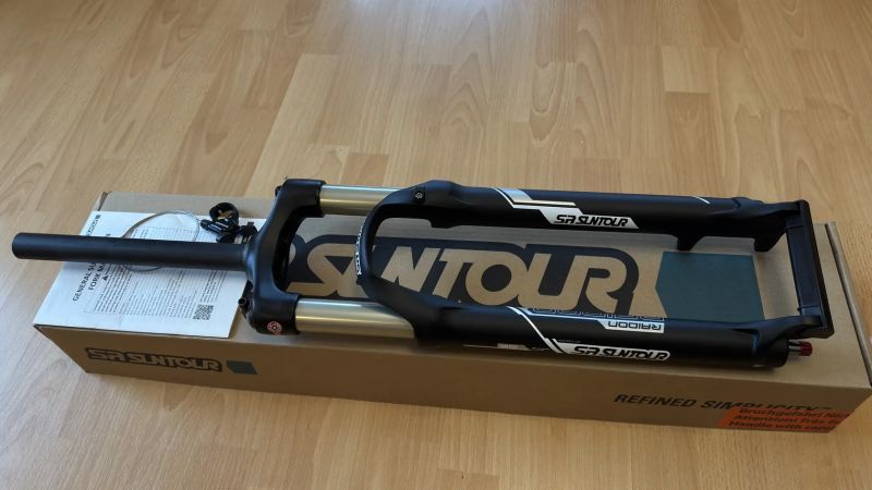 Suntour Raidon XC RLR - NOVÝ