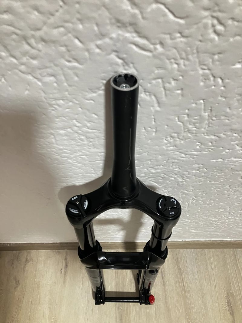 NOVÁ vidlice Marzocchi Bomber Z2 130 mm⚡️E-BIKE READY⚡️