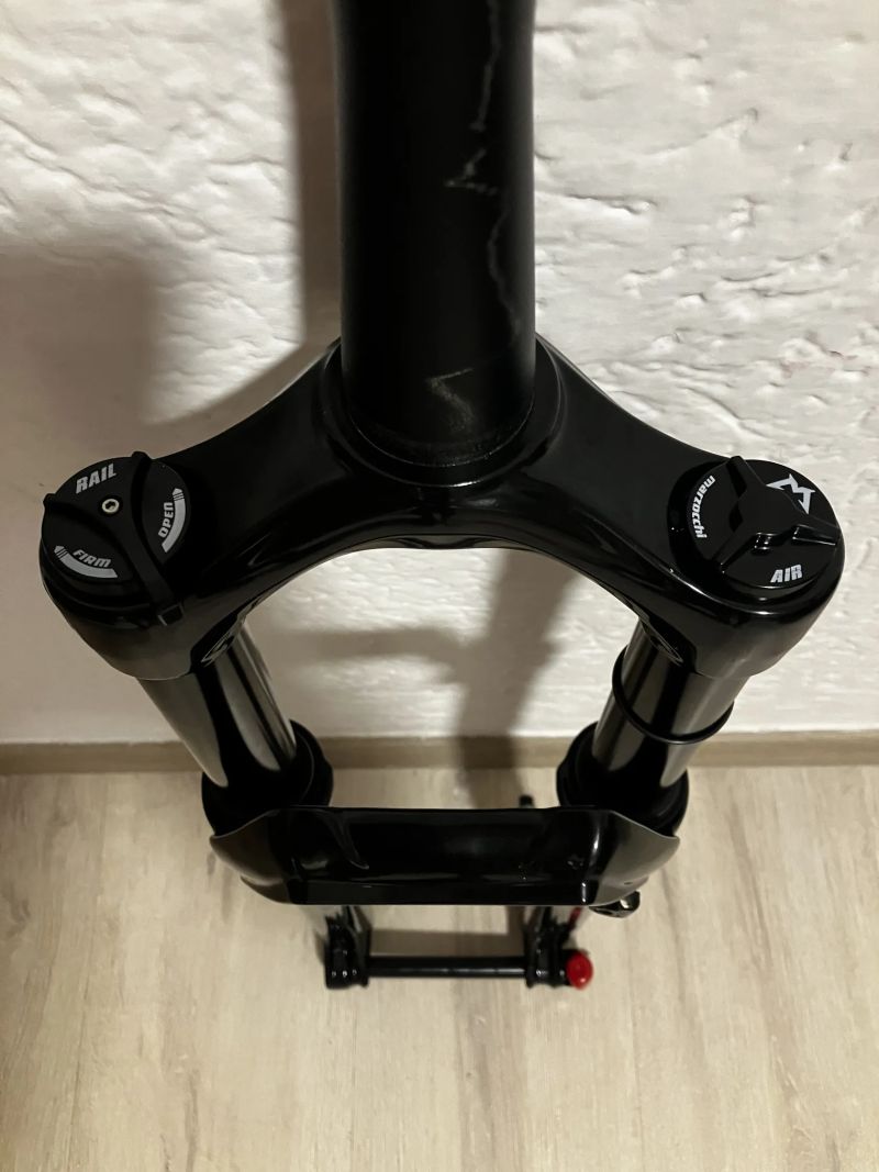 NOVÁ vidlice Marzocchi Bomber Z2 130 mm⚡️E-BIKE READY⚡️