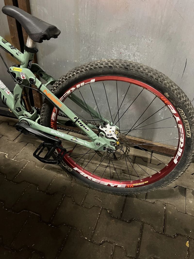 Canyon Stitched 720 pro