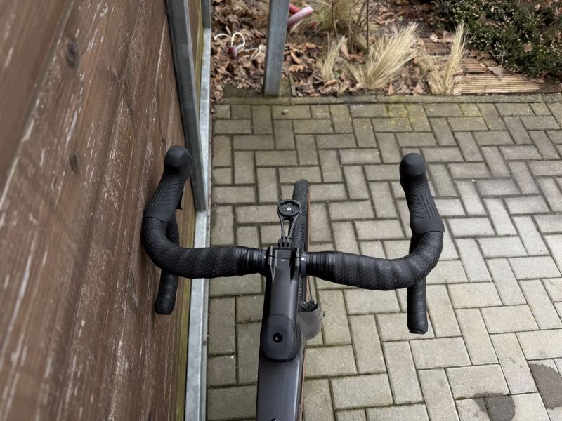 LAPIERRE Crosshill CF 7.0 Cold Rain Grey - M, elektrická sada GRX