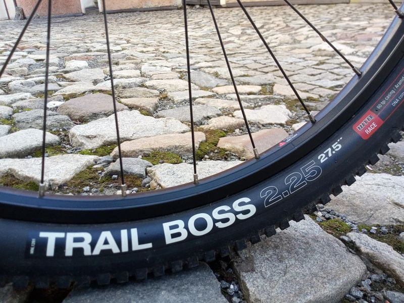 Rock Machine Blizz 27 HD