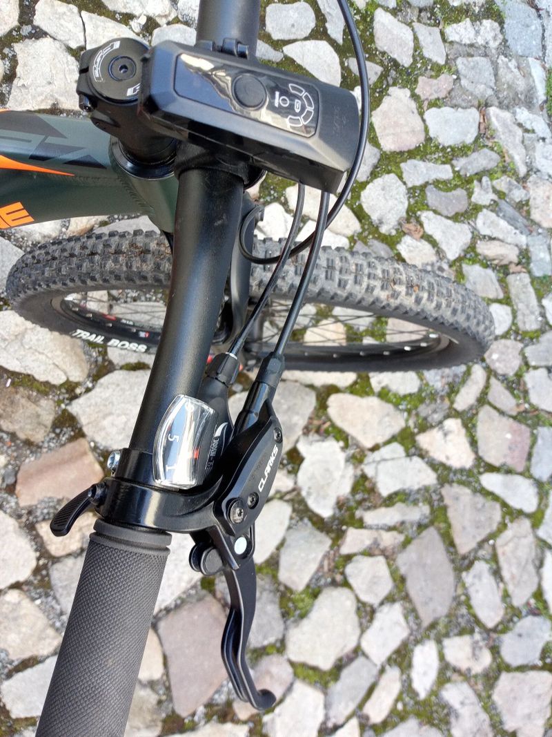 Rock Machine Blizz 27 HD