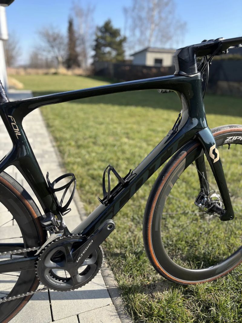 SCOTT FOIL RC 10 Shimano Ultergra Di2 + Bluetooth jednotka pro GARMIN a seřízení řazení, TOPSTAV