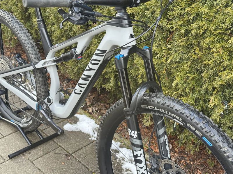 Canyon Neuron CF8 Custom