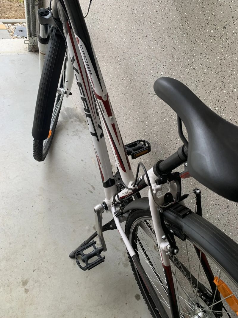 Prodám dámské kolo