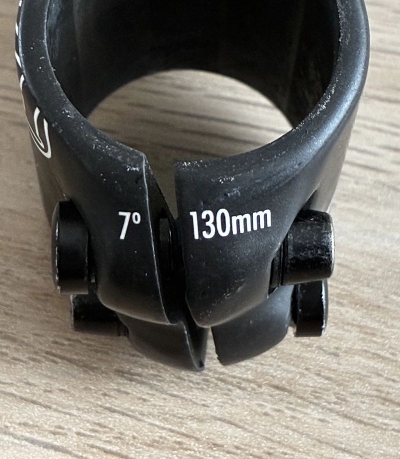Představec Bontrager XXX 130mm 7st. karbon