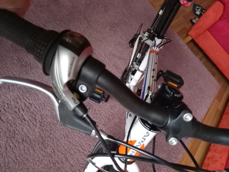 Lehké dětské kolo (hliník) Apache Buffalo 24