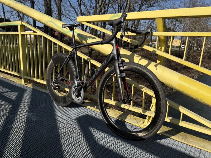 TOP STAV: Specialized Tarmac Expert Di2 + Zipp 1080/404