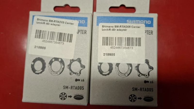Shimano SM-RTAD05 Center Lock/6 děr adaptér 