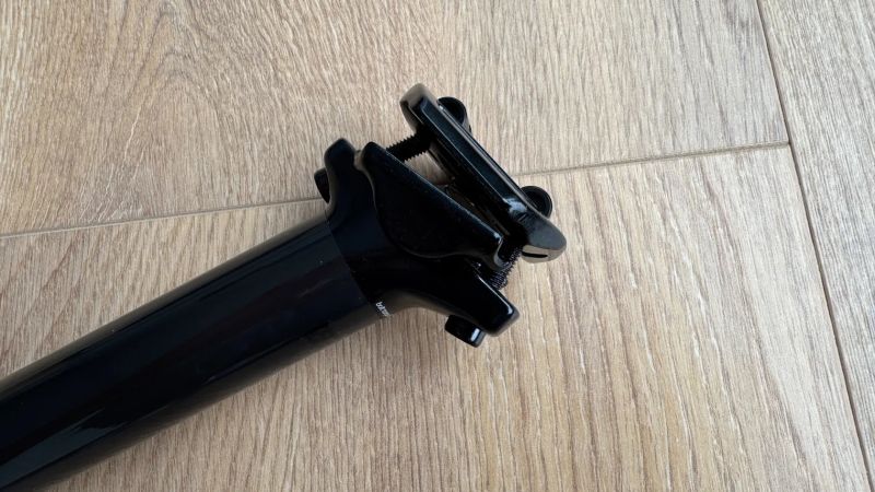 Sedlovka Bontrager Pro, karbon OCLV, 31.6 mm, 400mm