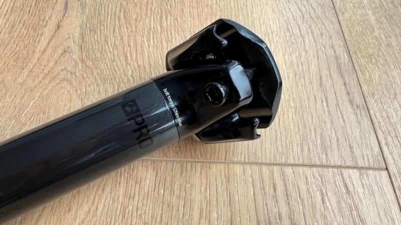 Sedlovka Bontrager Pro, karbon OCLV, 31.6 mm, 400mm
