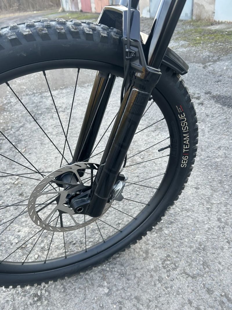 Trek Slash 9 Gen 6 – upgrade kotoučů, RideWrap(95%)