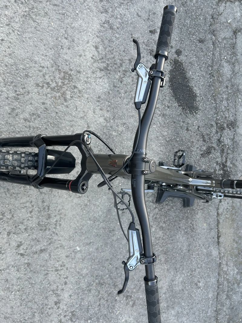 Trek Slash 9 Gen 6 – upgrade kotoučů, RideWrap(95%)