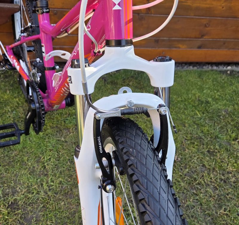 Dětské dívčí horské kolo 24" Superior Modo nevyužité jako NOVÉ.