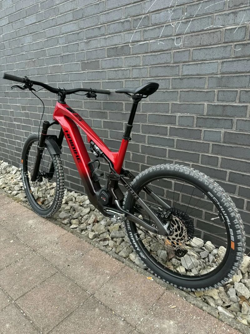 Bosch Haibike Allmtn CF9 800wh nový velkost XL Carbon