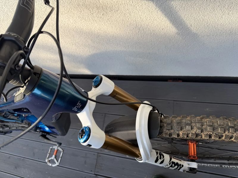 Cube Stereo Hybrid One44 HPC AT 800 2025