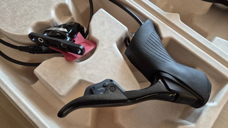 Sram Force D2 AXS kompletní brzdy