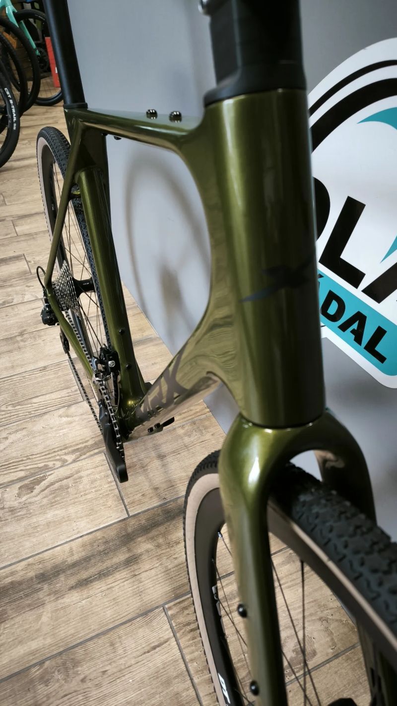 MRX Gravel Racer GRX 1x11