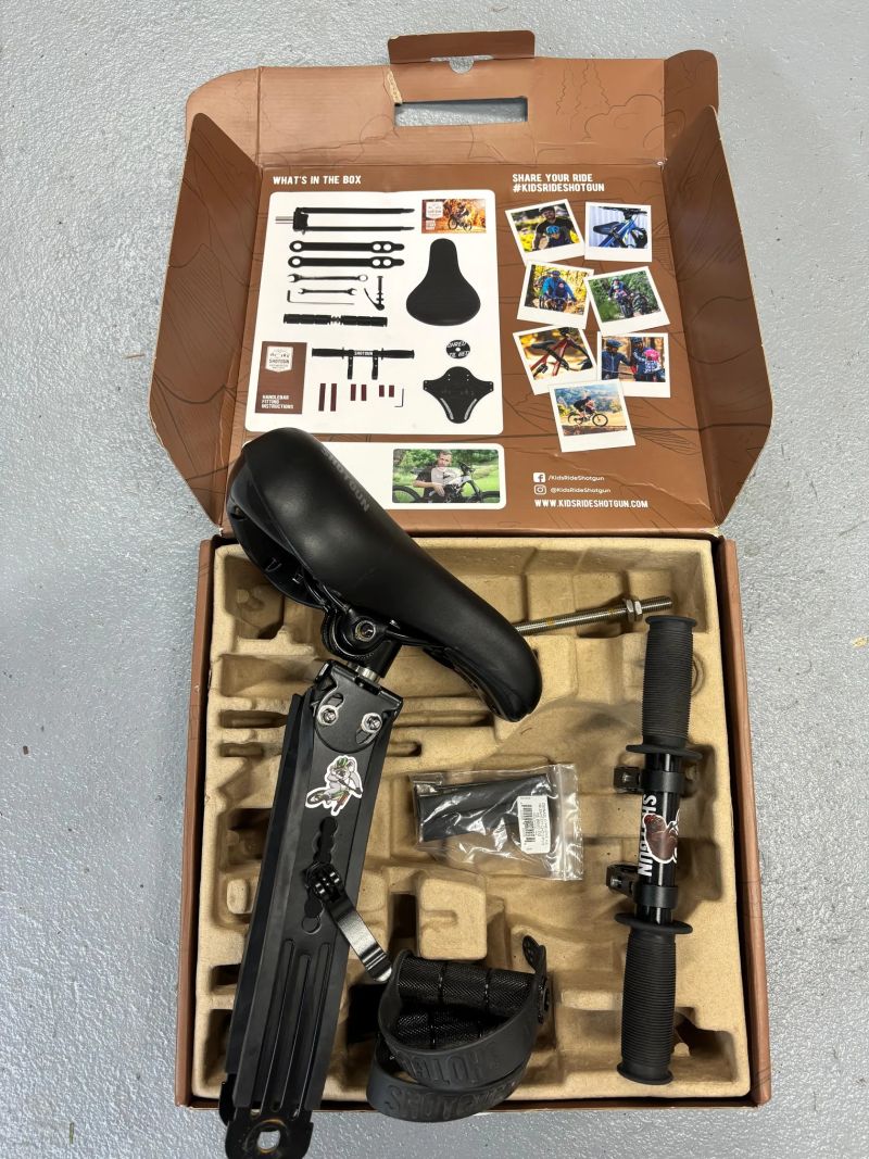 dětská sedačka Shotgun