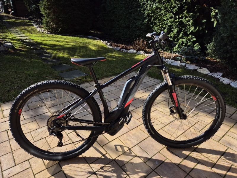 Cube Acces Hybrid Pro