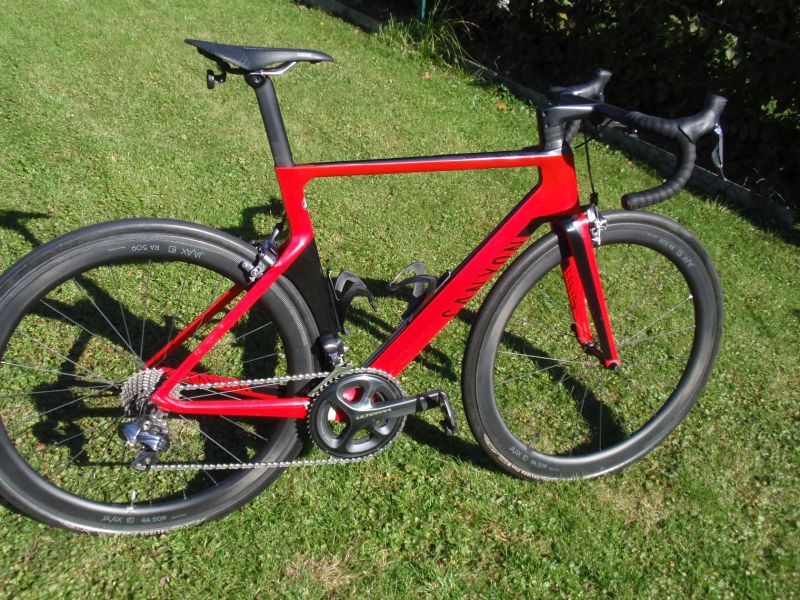 Canyon Aeroad CF Ultegra Di2 - 2x11