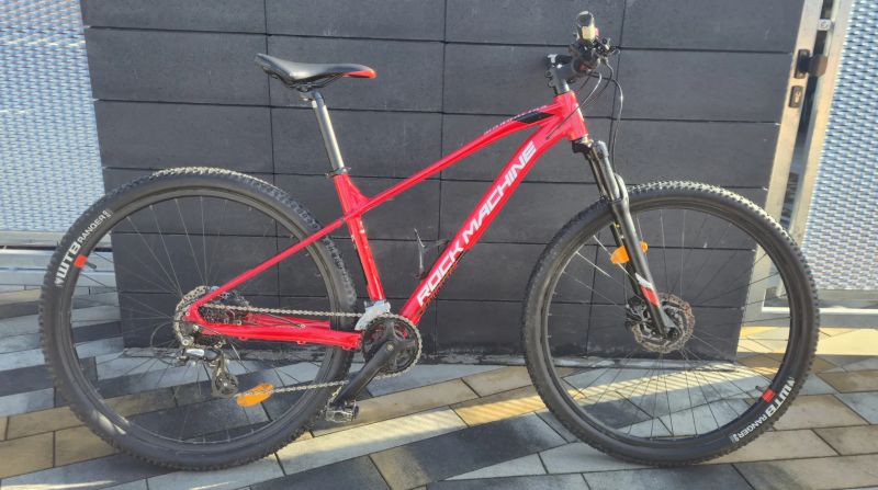 Rock Machine Manhattan