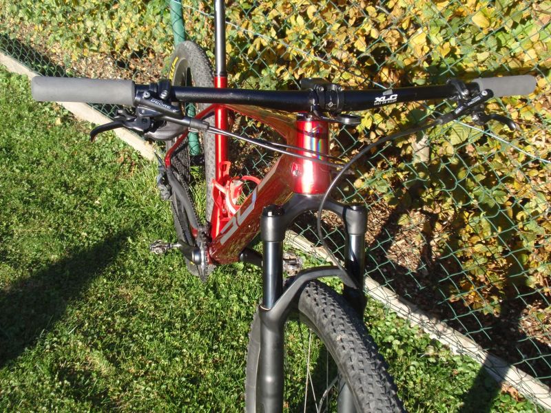 Superior XP 979 1x12 + karbon kola Bontrager