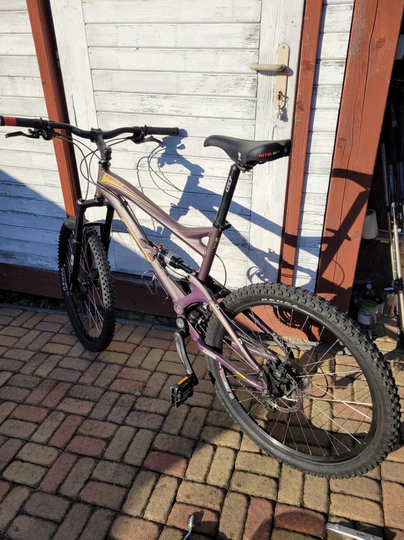 GT Force 3.0, rám L