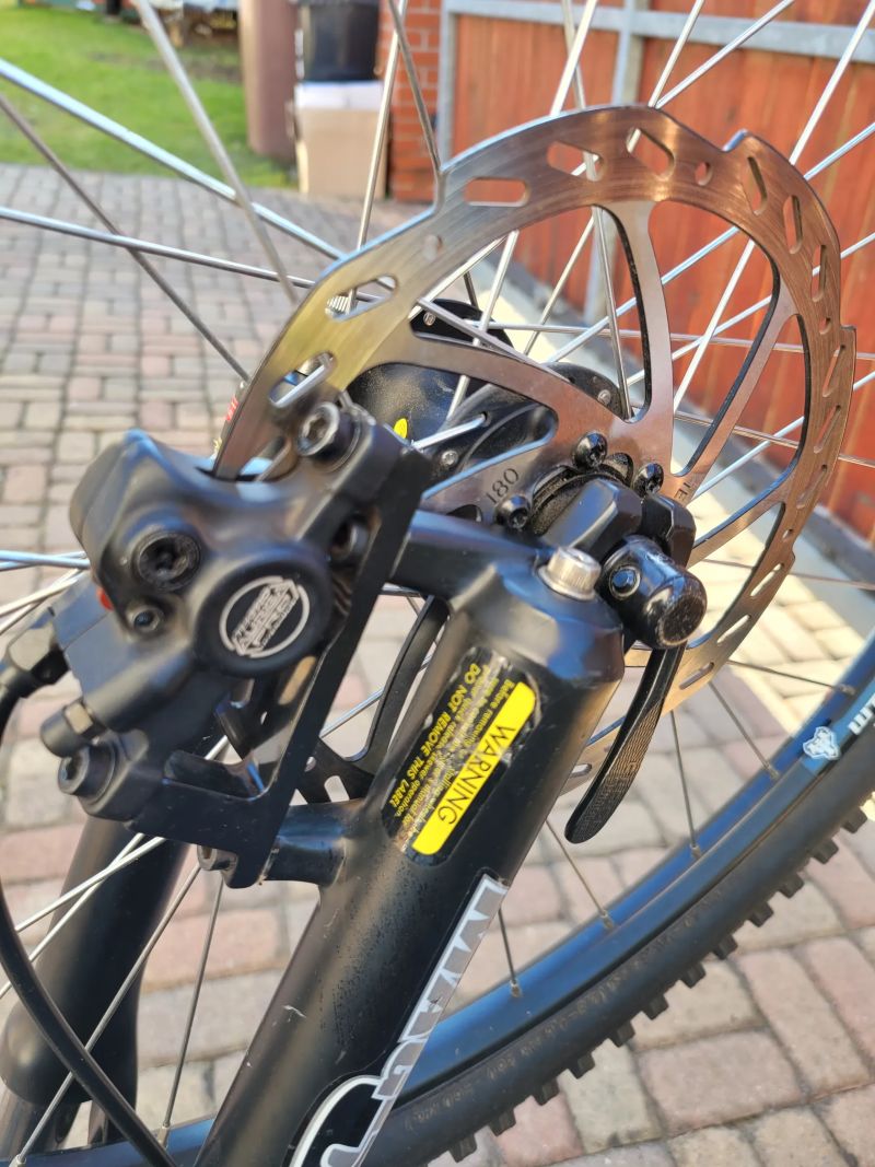 GT Force 3.0, rám L