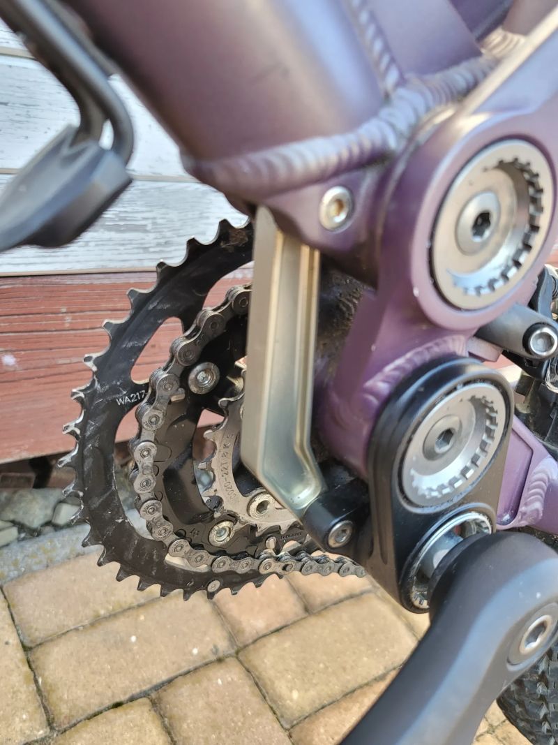 GT Force 3.0, rám L