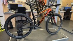 BMC Fourstroke 01 ONE (S) – prakticky nové | DT Swiss karbon | SRAM X0 Eagle Transmission ⚡