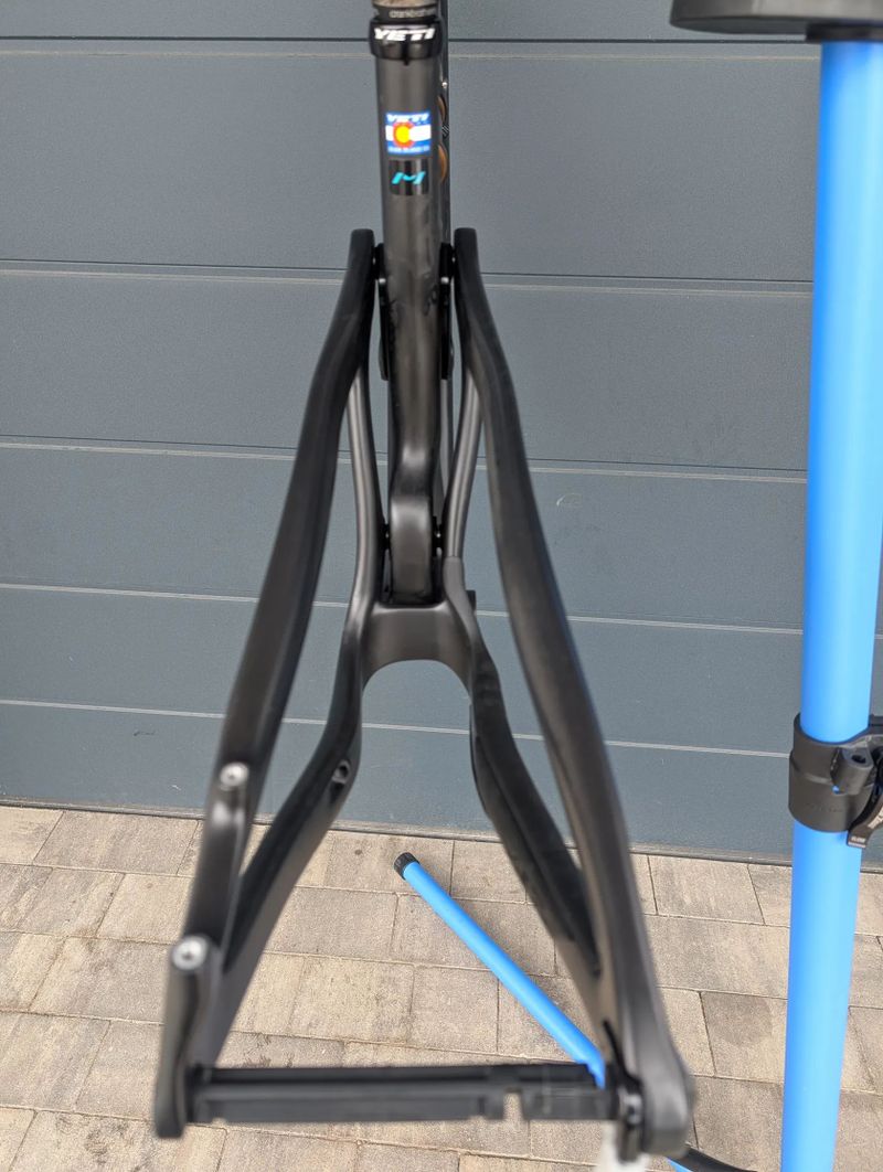 Prodám nový rám Yeti SB130 TURQ Raw velikost M