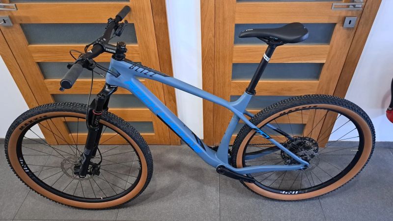 Rock Machine Blizz Karbon