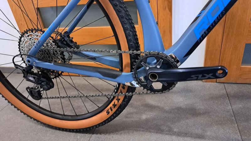 Rock Machine Blizz Karbon