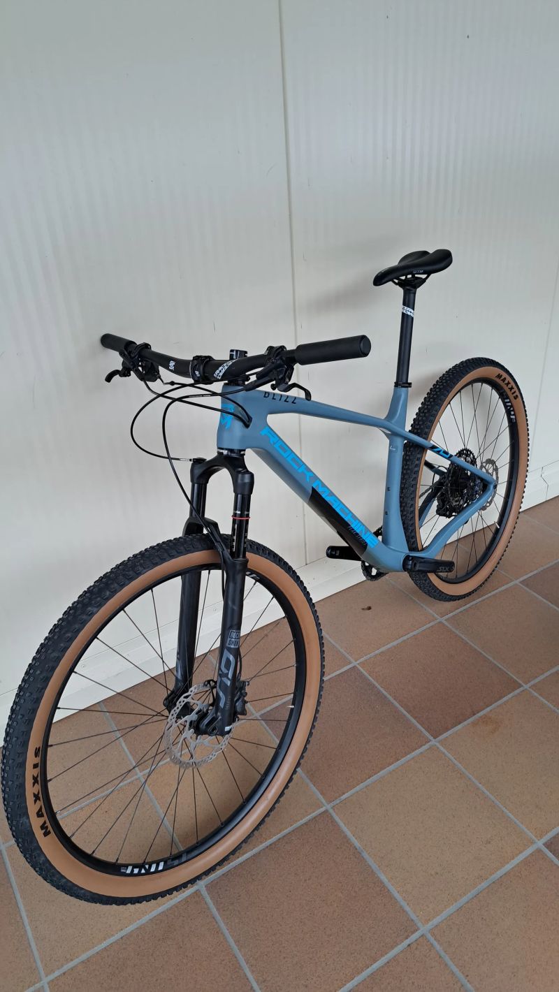 Rock Machine Blizz Karbon