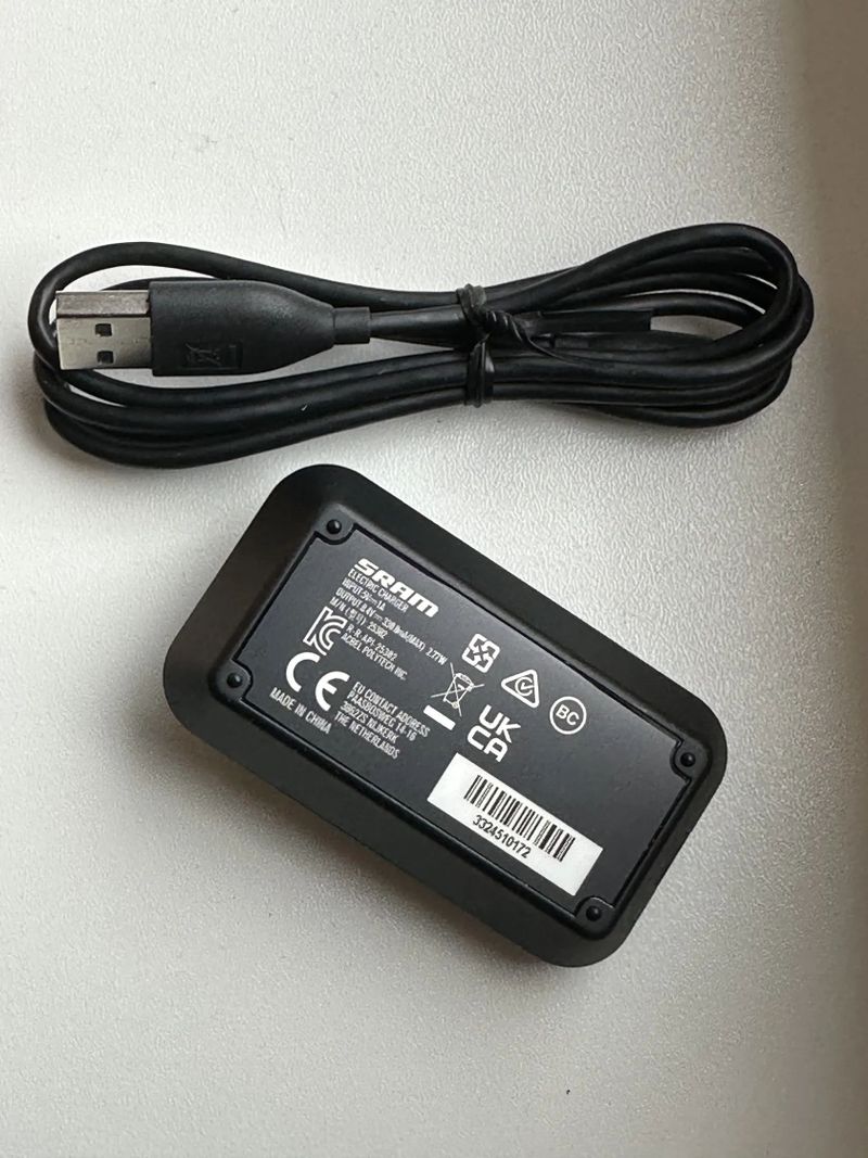 nabíječka Sram AXS