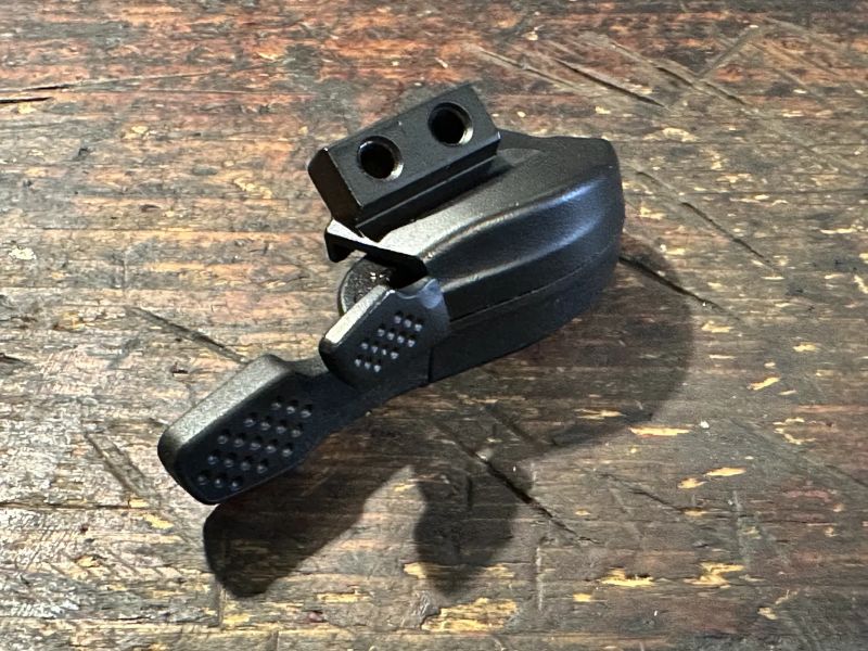 páčky lockout na vidlice Fox, RS, Suntour, RST