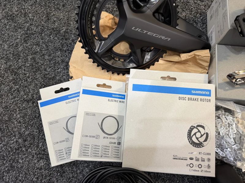 Kompletní sada Shimano Ultegra 2x12 8170 - NOVÁ!!