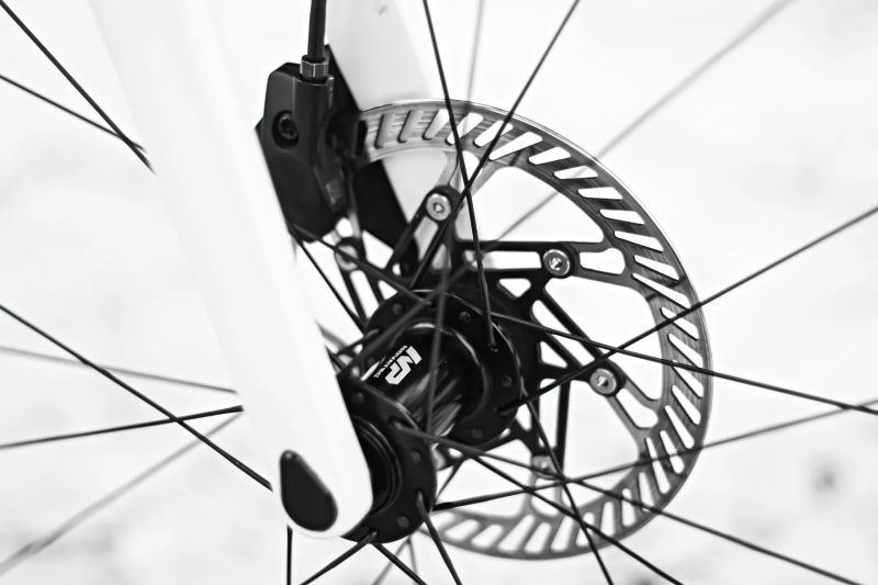 Colnago V4Rs, Campagnolo Super-Record EPS 2x12, DXC DRS