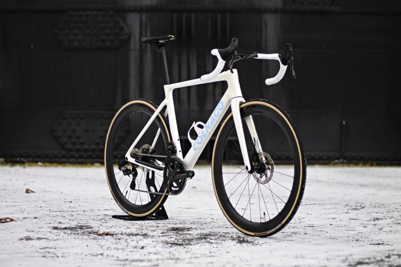 Colnago V4Rs, Campagnolo Super-Record EPS 2x12, DXC DRS