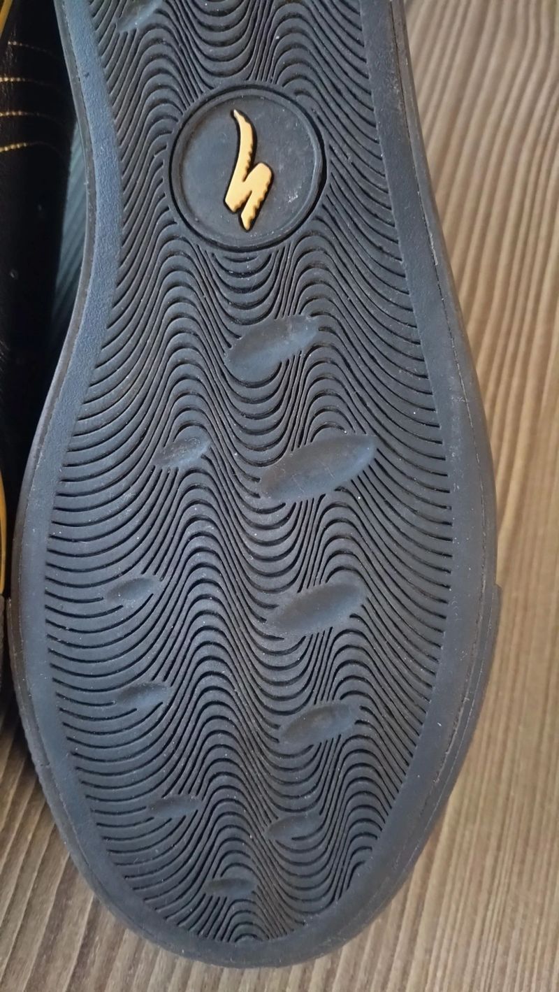 Boty Specialized Stumpy II 1974 - rarita pro fanouška