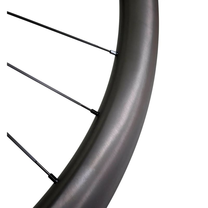 Silniční karbonová aero kola – Carbonix ENTRY 50 | Profi vzhled i výkon. Za zlomek ceny | 1510 g