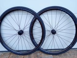 Zapletená kola Microtech Microtech MX25 - sundaná z nového kola včetně plášťů