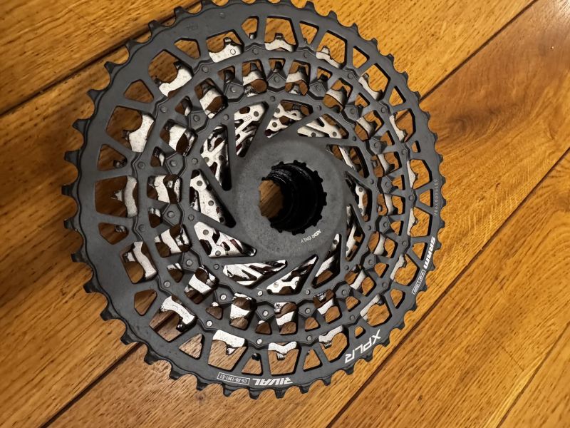Sram Rival XPLR 13sp. 10-46 zubu
