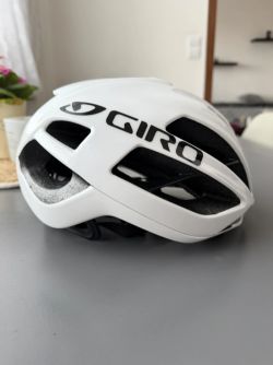 Prodám novou helmu Giro