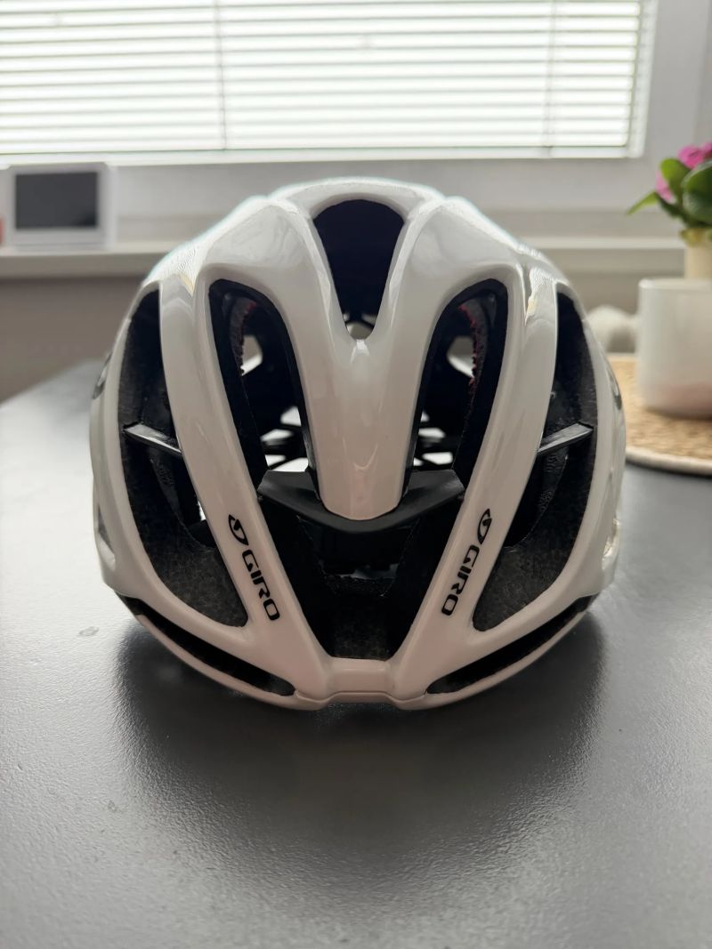 Prodám novou helmu Giro