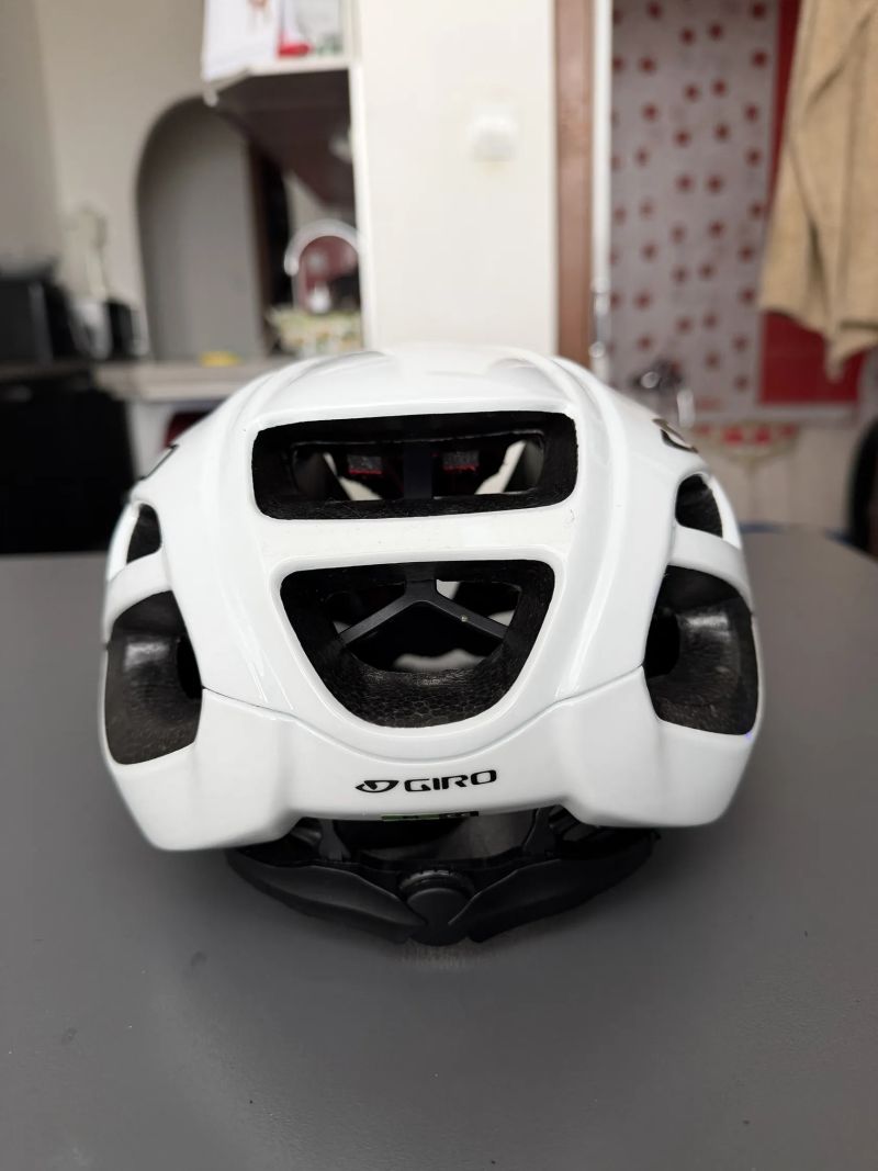 Prodám novou helmu Giro
