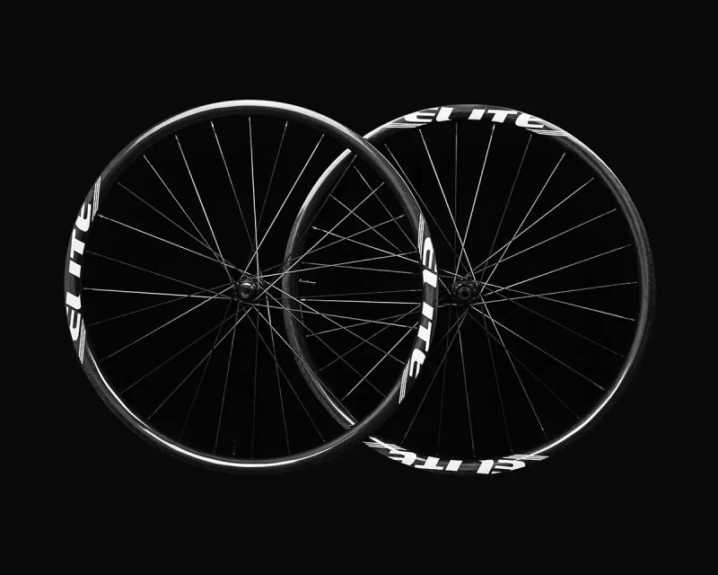 Lehké karbonové kola ElITE